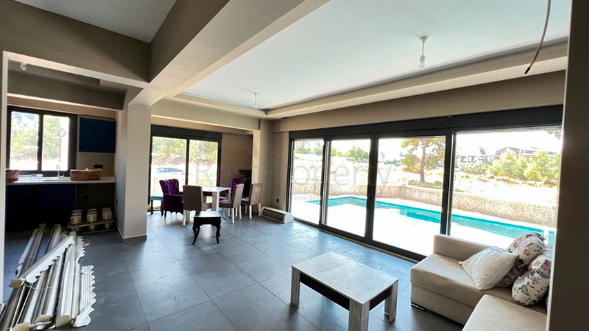 Вилла планировки 4+1 в районе Фетхие - Анталия 