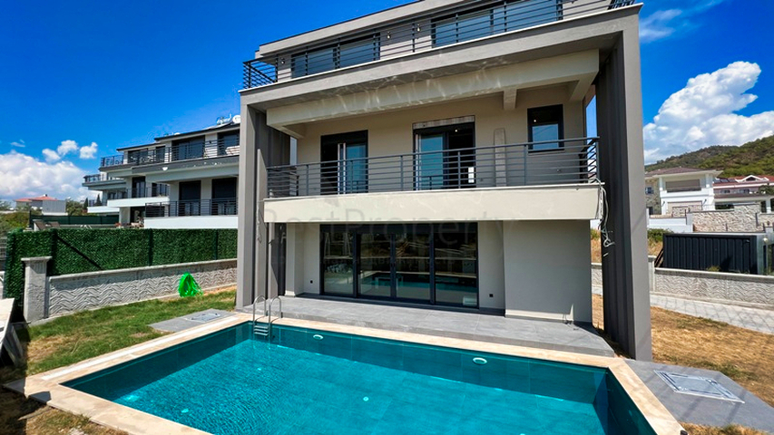 Вилла планировки 4+1 в районе Фетхие - Анталия 