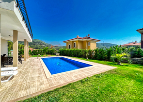 Вилла планировки 4+1 в районе Фетхие - Анталия 