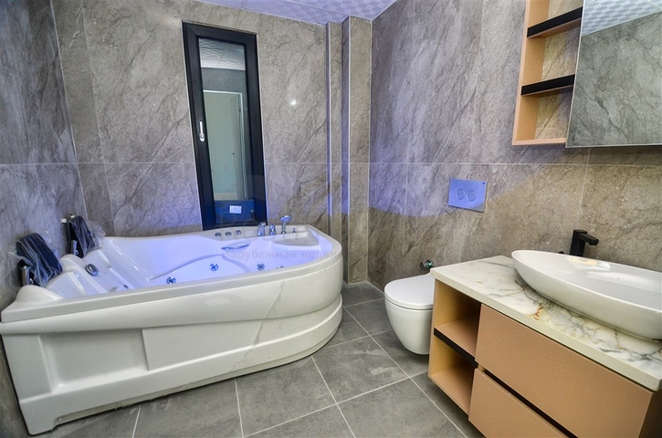 Вилла планировки 5+1 в районе Белек - Анталия 