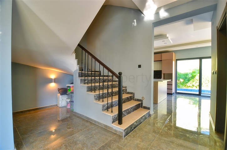 Вилла планировки 5+1 в районе Белек - Анталия 