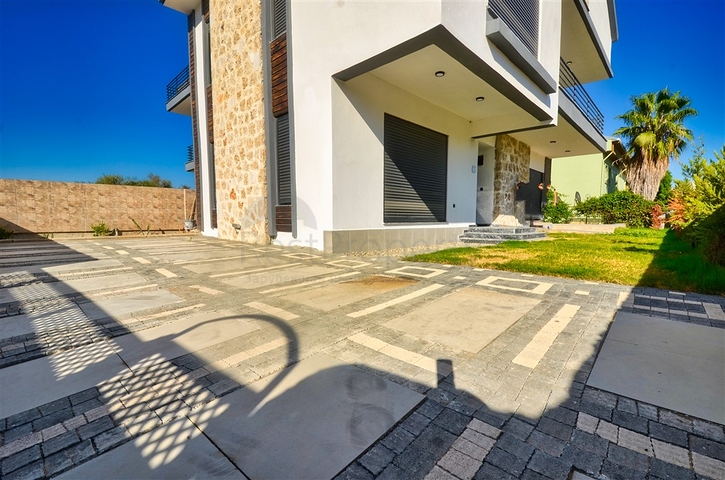 Вилла планировки 5+1 в районе Белек - Анталия 