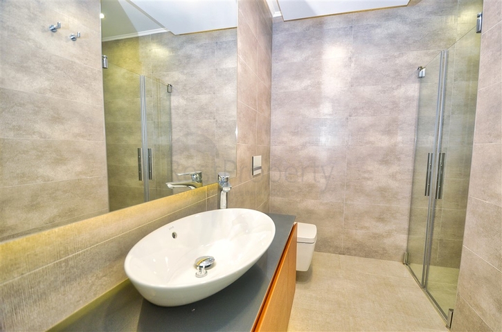 Квартира планировки 4+1 в микрорайоне Унджалы - Анталия 