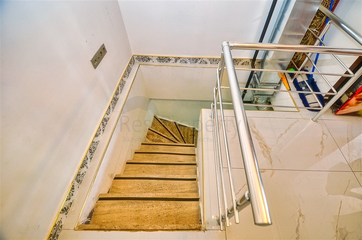 На продажу выставлено комерческое помещение в микрорайоне Торос  Анталия  На продажу выставлено комерческое помещение в микрорайоне Торос  Анталия