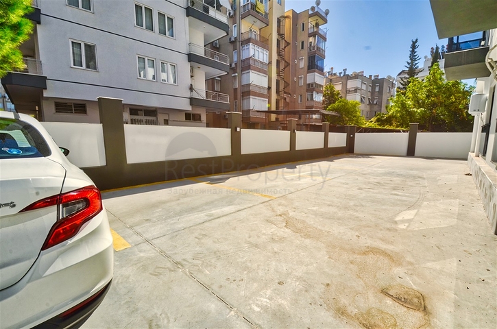 Квартира планировки 2+1 в центре города Анталия 