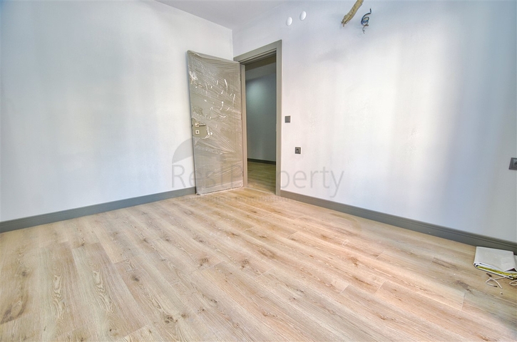 Квартира планировки 2+1 в центре города Анталия 