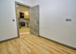 Квартира планировки 2+1 в центре города Анталия 