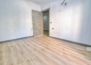 Квартира планировки 2+1 в центре города Анталия 