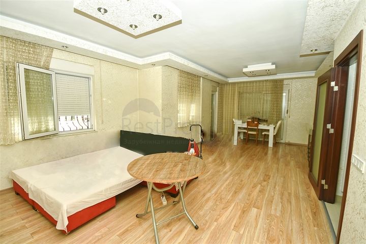 Квартира планировки 2+1 в центре города Анталия 