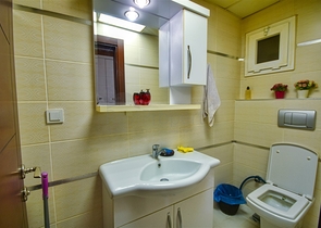 Квартира планировки 2+1 в центре города Анталия 