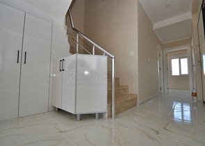 Квартиры планировки 2+1 и 6+1 дуплекс в районе Кепез - Анталия 