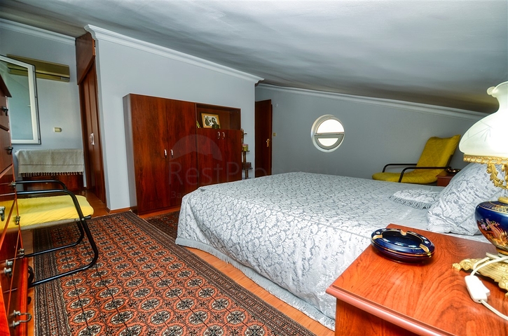 Квартира планировки 4+1 дуплекс в центре города Анталия