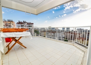 Квартира планировки 4+1 дуплекс в центре города Анталия