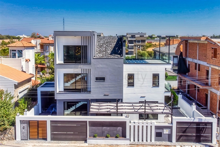 Вилла планировки 6+1 в районе Дошемеалты - Анталия 