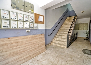 Квартира планировки 3+1 в центре города Анталия 