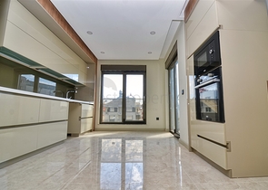 Квартиры планировки 4+1 в районе Коньяалты - Анталия