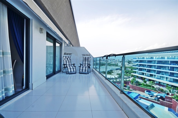 Двухко   TRJYHR