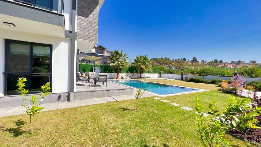 Вилла планировки 4+1 в районе Фетхие - Анталия