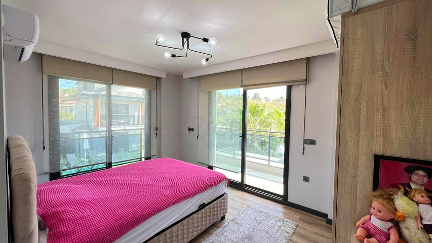 Вилла планировки 4+1 в районе Фетхие - Анталия