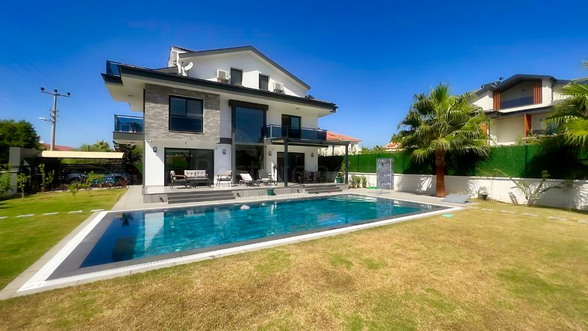 Вилла планировки 4+1 в районе Фетхие - Анталия