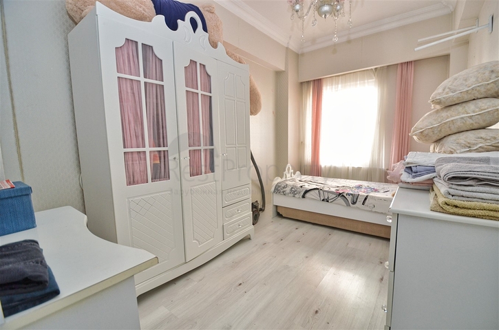 Квартира планировки 3+1 в микрорайоне Кызылтопрак - Анталия