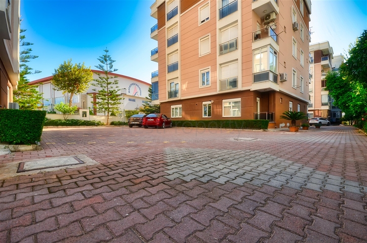 Квартира планировки 3+1 в микрорайоне Кызылтопрак - Анталия