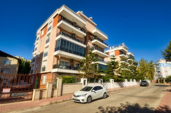 Квартира планировки 3+1 в микрорайоне Кызылтопрак - Анталия