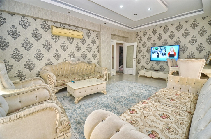 Квартира планировки 3+1 в микрорайоне Кызылтопрак - Анталия