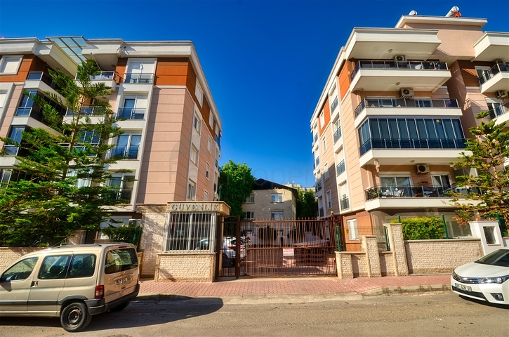 Квартира планировки 3+1 в микрорайоне Кызылтопрак - Анталия