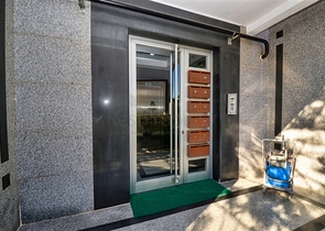 Квартира планировки 3+1 в микрорайоне Кызылтопрак - Анталия