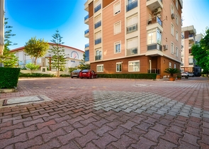 Квартира планировки 3+1 в микрорайоне Кызылтопрак - Анталия