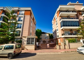 Квартира планировки 3+1 в микрорайоне Кызылтопрак - Анталия