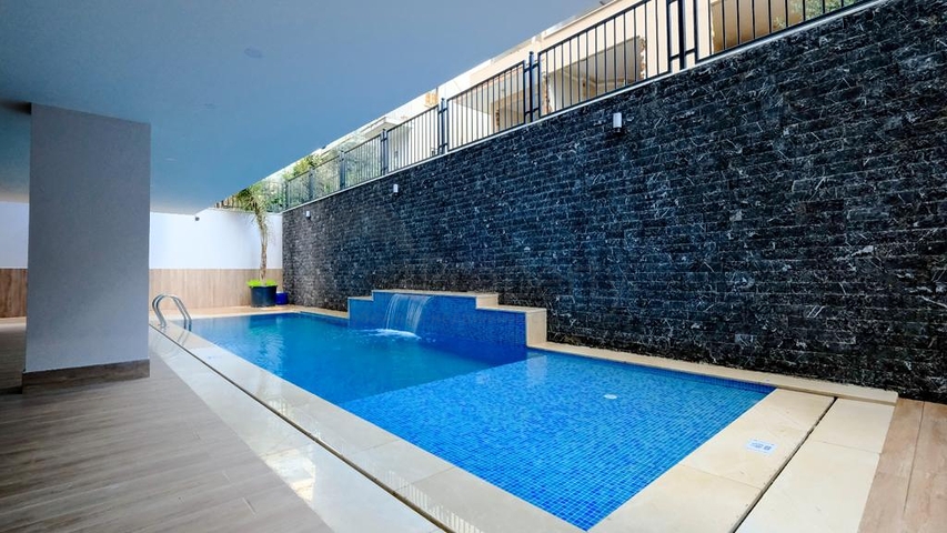 Роскошная двухкомнатная квартира в центре 