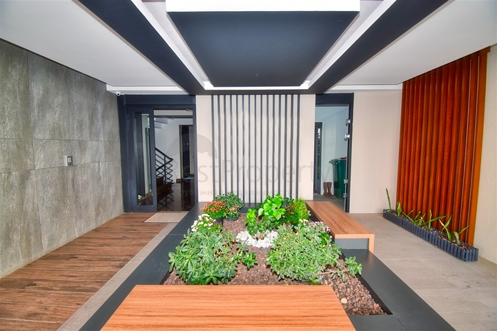 Квартира планировки 5+1 дуплекс в микрорайоне Унджалы - Анталия