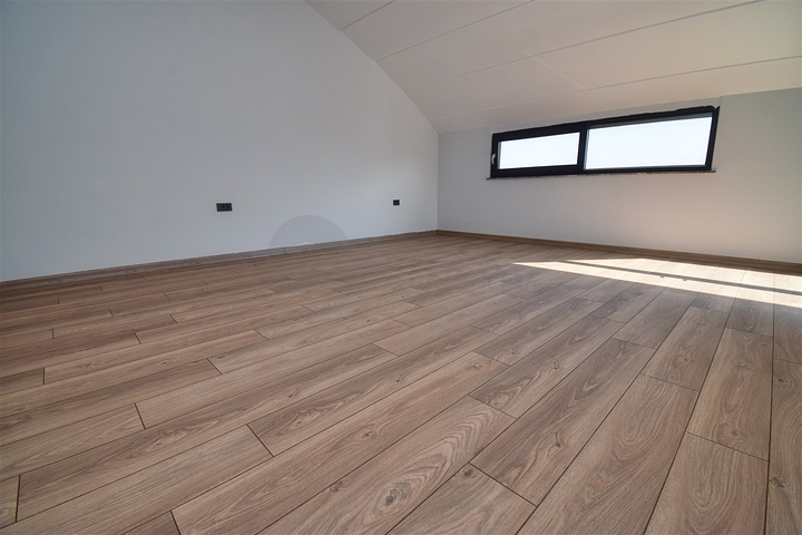 Квартира планировки 5+1 дуплекс в микрорайоне Унджалы - Анталия