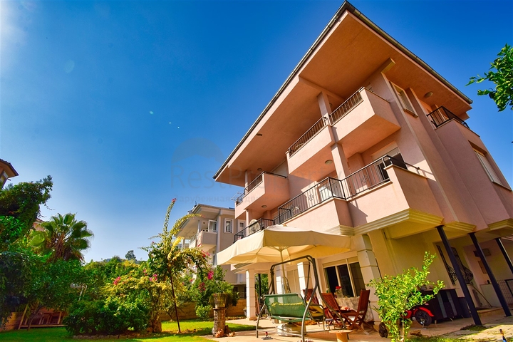 Вилла планировки 5+2 в районе Лара - Анталия