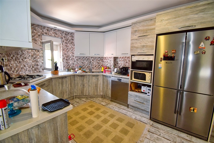 Вилла планировки 5+2 в районе Лара - Анталия