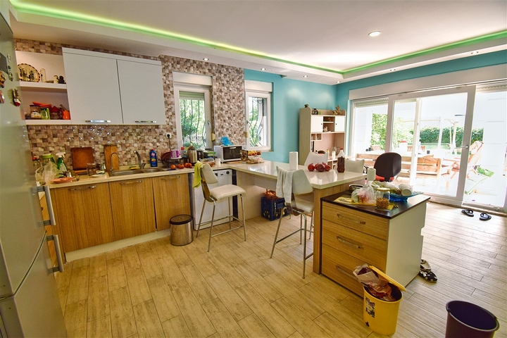 Вилла планировки 5+2 в районе Лара - Анталия