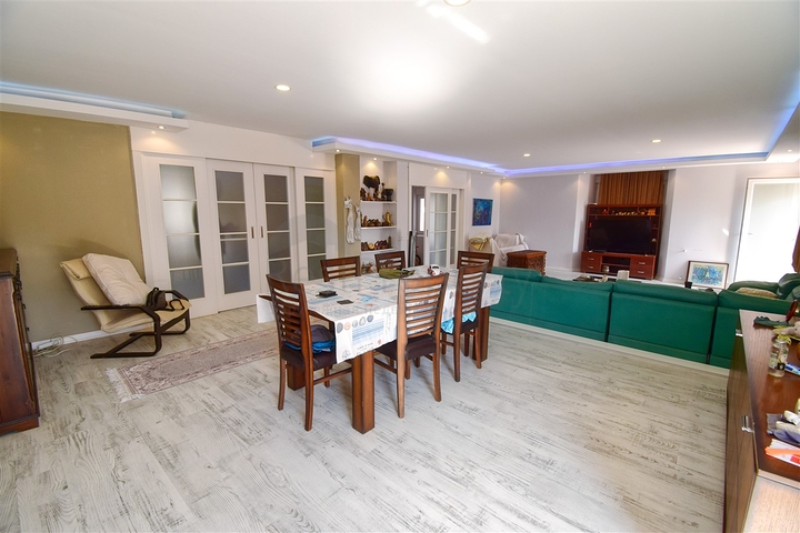 Вилла планировки 5+2 в районе Лара - Анталия