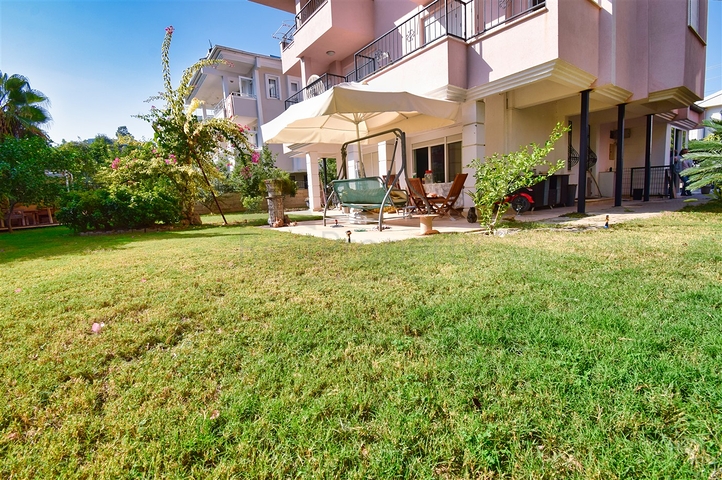 Вилла планировки 5+2 в районе Лара - Анталия