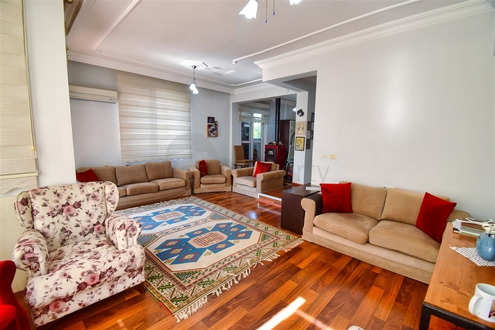 Вилла планировки 4+2 в районе Лара - Анталия