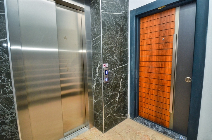 Квартира планировки 2+1 в микрорайоне Кызыларык - Анталия 