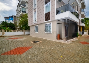 Квартира планировки 2+1 в микрорайоне Кызыларык - Анталия 