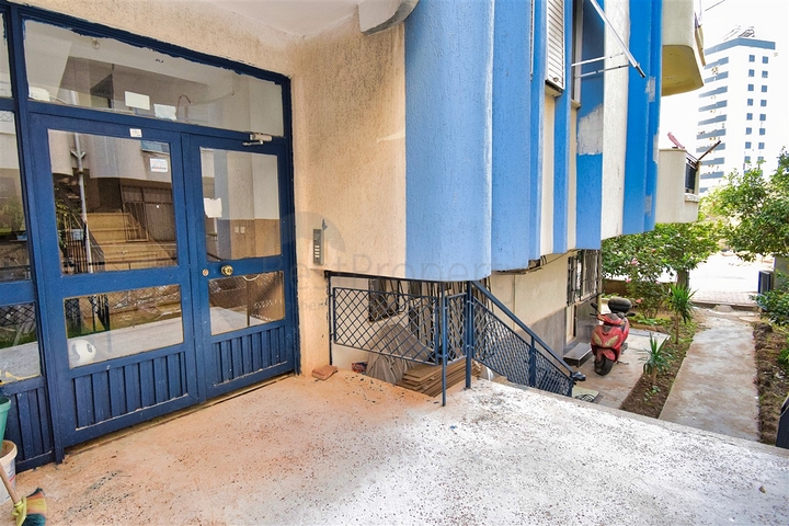 Квартира планировки 3+1 в микрорайоне Гюзельоба - Анталия