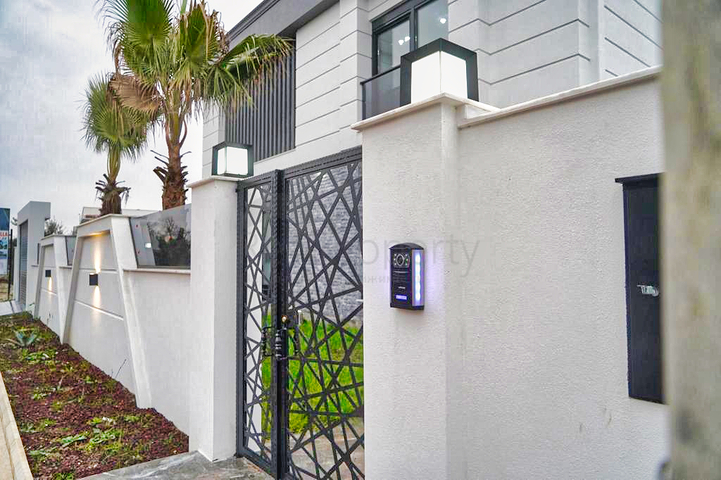 Вилла планировки 4+1 в районе Дошемеалты - Анталия 