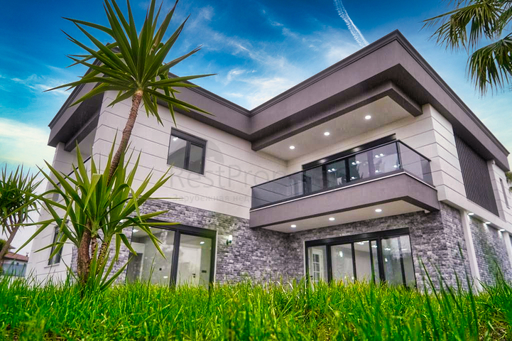 Вилла планировки 4+1 в районе Дошемеалты - Анталия 