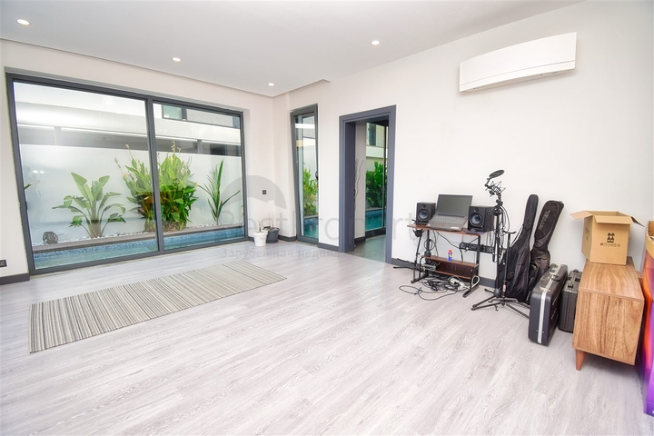 Вилла планировки 4+1 в районе Эрменек - Анталия