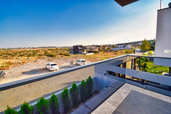 Вилла планировки 4+1 в районе Эрменек - Анталия