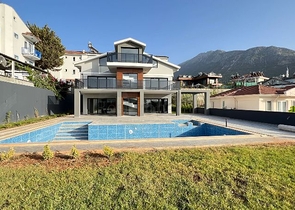 Вилла планировки 4+1 в районе Фетхие - Анталия