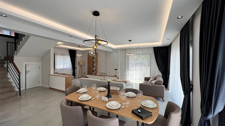 Вилла планировки 4+1 в районе Фетхие - Анталия 